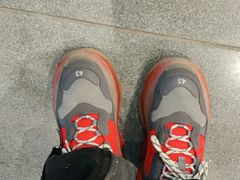 -BALENCIAGA(比斯特苏州购物村店)