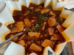 -穹六人间 people 6(岳阳路店)