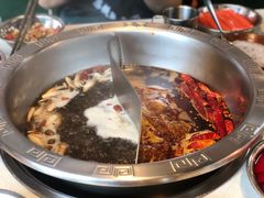 三鲜鸳鸯锅-憨铁匠老火锅(龙岗万科里店)