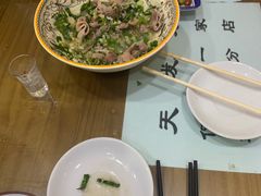 -天发芽·何记葫芦头泡馍·老字号(小南门店)
