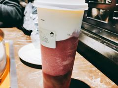 葡萄肉肉-爷爷不泡茶NOYEYENOTEA(武汉佰港城创始店)