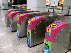 -新南门(地铁站)