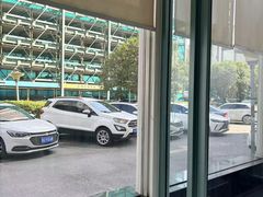 -喜鹊愉家酒店(郑州曼哈顿博览中心地铁站店)