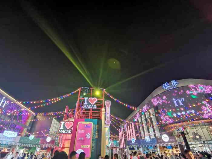 杭州湖滨银泰in77-"好玩呀好玩呀好玩呀 上楼拍照只能十分钟 .