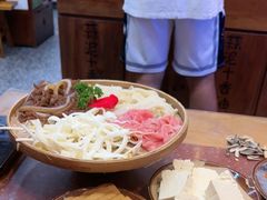 -赵美丽·重庆社区火锅·直营店(火车东站·中豪国际店)