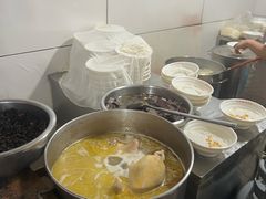 -文山荷鲜居(翠湖店)