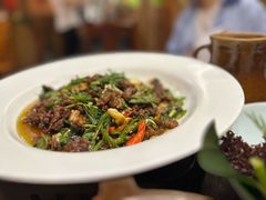 -老滇山寨•云南特色菜•地方菜•民族风情歌舞表演(金碧店)