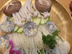 -闻老头·菊花炭烤肉(D11店)