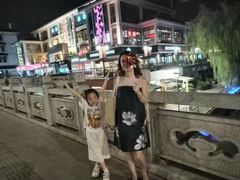 -东关街美食广场