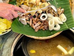 -原林野山菌火锅·炒菌(关上野生菌一条街店)