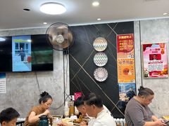 -歹歹的加个面过油肉拌面