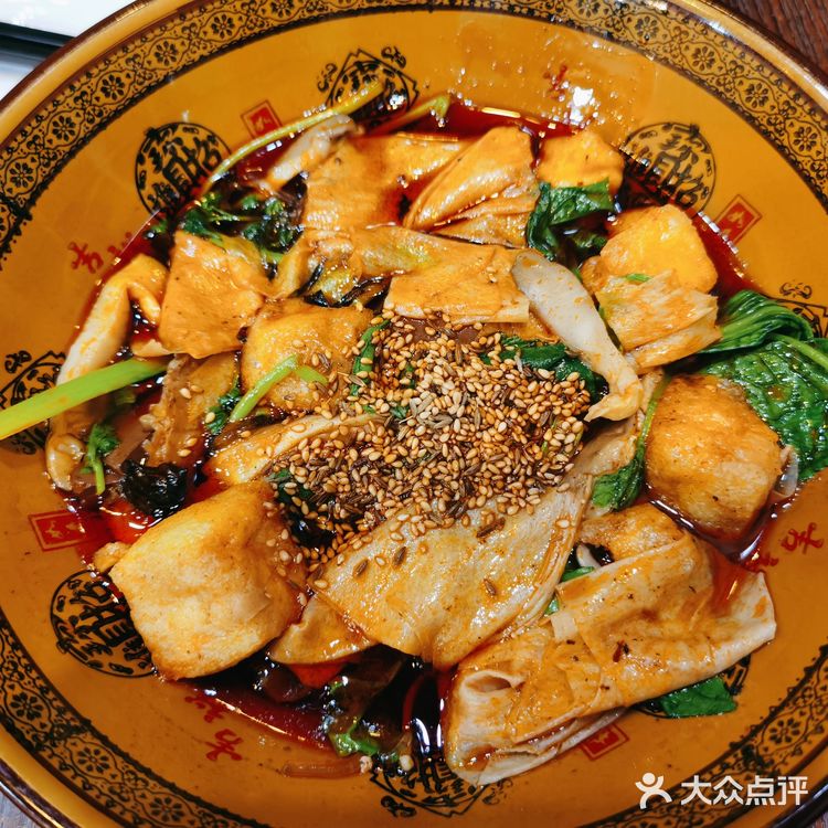 小时候的味道，最爱的老式麻辣烫+烤串！