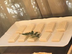 -花菇朵·云山雀 ll 野生菌锅·野果酸汤·精品滇菜(万柳店)