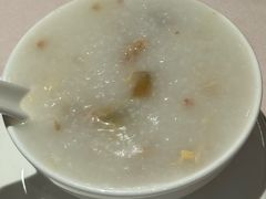 皮蛋瘦肉粥-八樂居