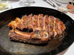 干式熟成带骨肉眼-Bistro Wang 牛排馆