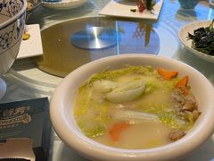 -五谷芳乳鸽王(海景店)