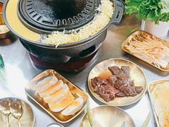 -胡悦里韩式烤肉(芝罘万达广场店)