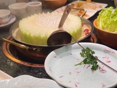 -得意咚瓜·顺德鱼生·冬瓜火锅(深圳首店)