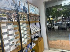 -沪睛眼镜蔡司官方授权店(金桥佳林路店)