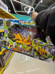 -卡通派潮品玩具折扣仓(青岛新城吾悦广场店)