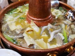 -岳记兴隆·青城腊排铜火锅(融创店)
