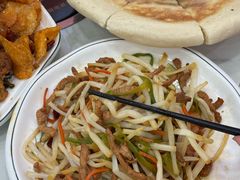-丹水桥地锅鱼·翘嘴鲌·地方特色全鱼宴(丹江口大坝店)