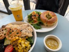 青酱鸡肉贝果三明治-OUR Bakery(三里屯太古里店)