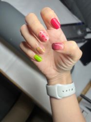 -UGIRL有个美甲