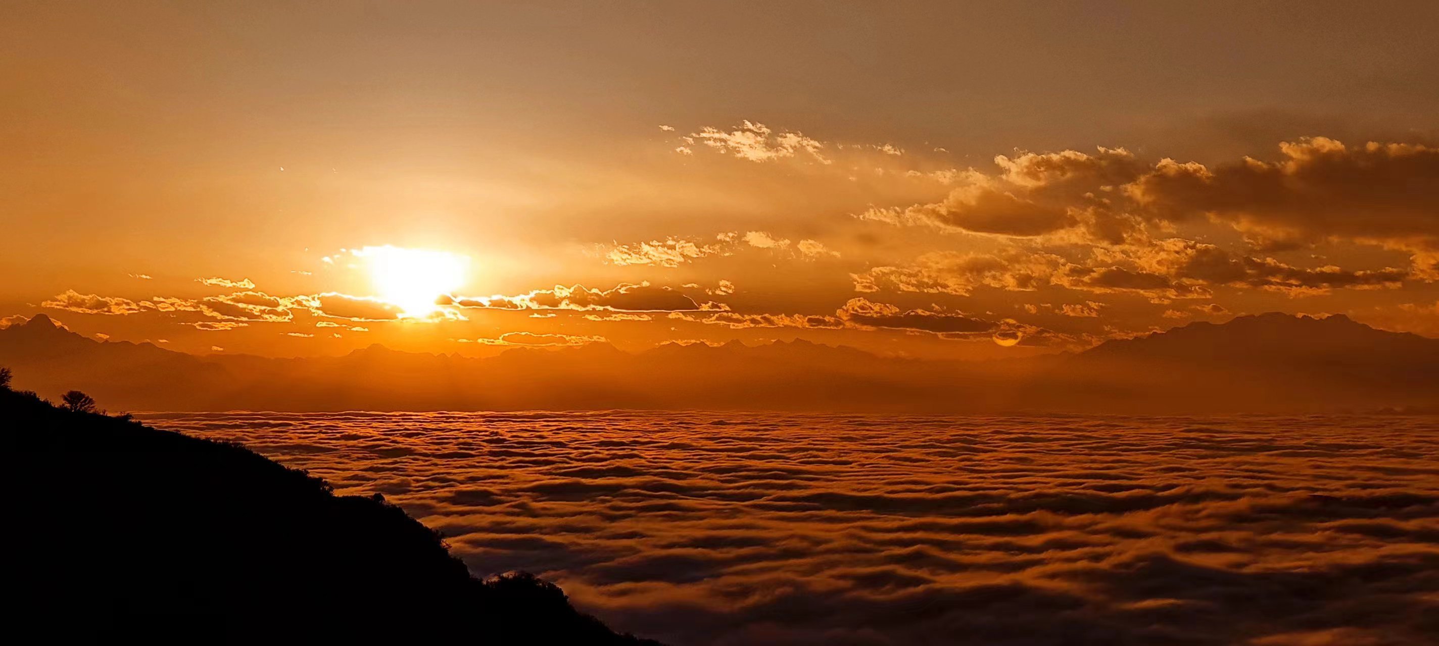 https://qcloud.dpfile.com/pc/nsoWGkCZBq-gFAdNhQqGYg4hHejLev85YANAujZX6h4KRuHZTNwnLozzizHPVAKvY0q73sB2DyQcgmKUxZFQtw.jpg
