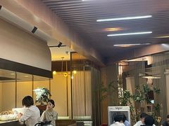 -楚山晓·湖北菜(武汉光谷K11店)