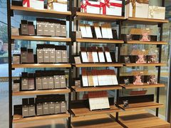 -Laderach 莱德拉(上海环贸iapm店)