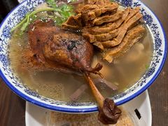 -叶新小吃店(来凤小区总店)