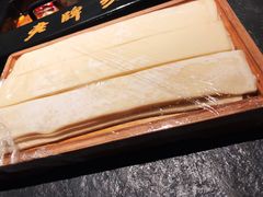 -老牌坊云南鱼豆花火锅(哈西万达店)