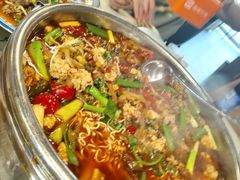 -牟记江湖重庆地标特色菜鱼蛋海鲜羊蝎子(巴南区黑金冠十多年好店)