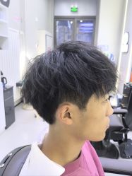 -尤司男士国潮理发馆