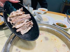 -煲大王猪肚鸡·椰子鸡火锅(红谷滩万达店)