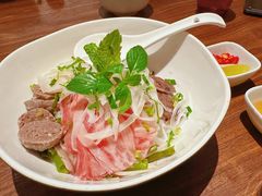 -港丽餐厅(正大店)