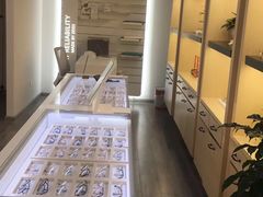 -康利眼镜·蔡司战略合作店(龙泉书房店)