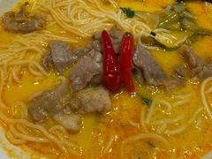 -鑫花溪牛肉米粉(文星广场店)