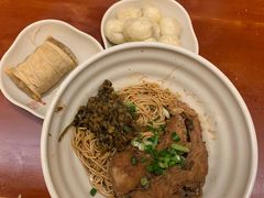 -佬钱湾仔(衣裳街店)