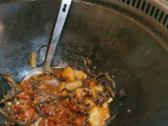 -哈尔滨烧烤·山河村铁锅炖(交大店)