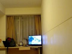 -锦江之星(广州海珠江泰路地铁站店)