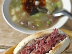 -建宏肉丸糊辣汤(建西街店)