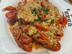 -肥肥虾庄·金牌油焖大虾(首义路店)
