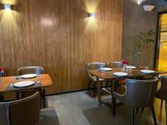 -GreyWhale灰鲸餐厅(武汉国际广场店)