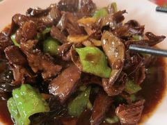 -闯关东东北农家菜(崂山石老人店)