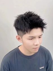 -藤野造型•烫染专业店