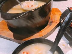 -沪小胖小龙虾(淮海中路旗舰店)