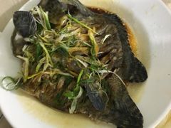 -覃记海鲜美食餐厅