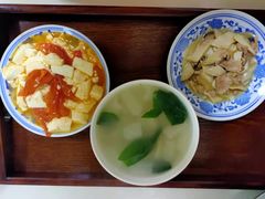 -爱的果实月嫂育婴师(世纪东方店)